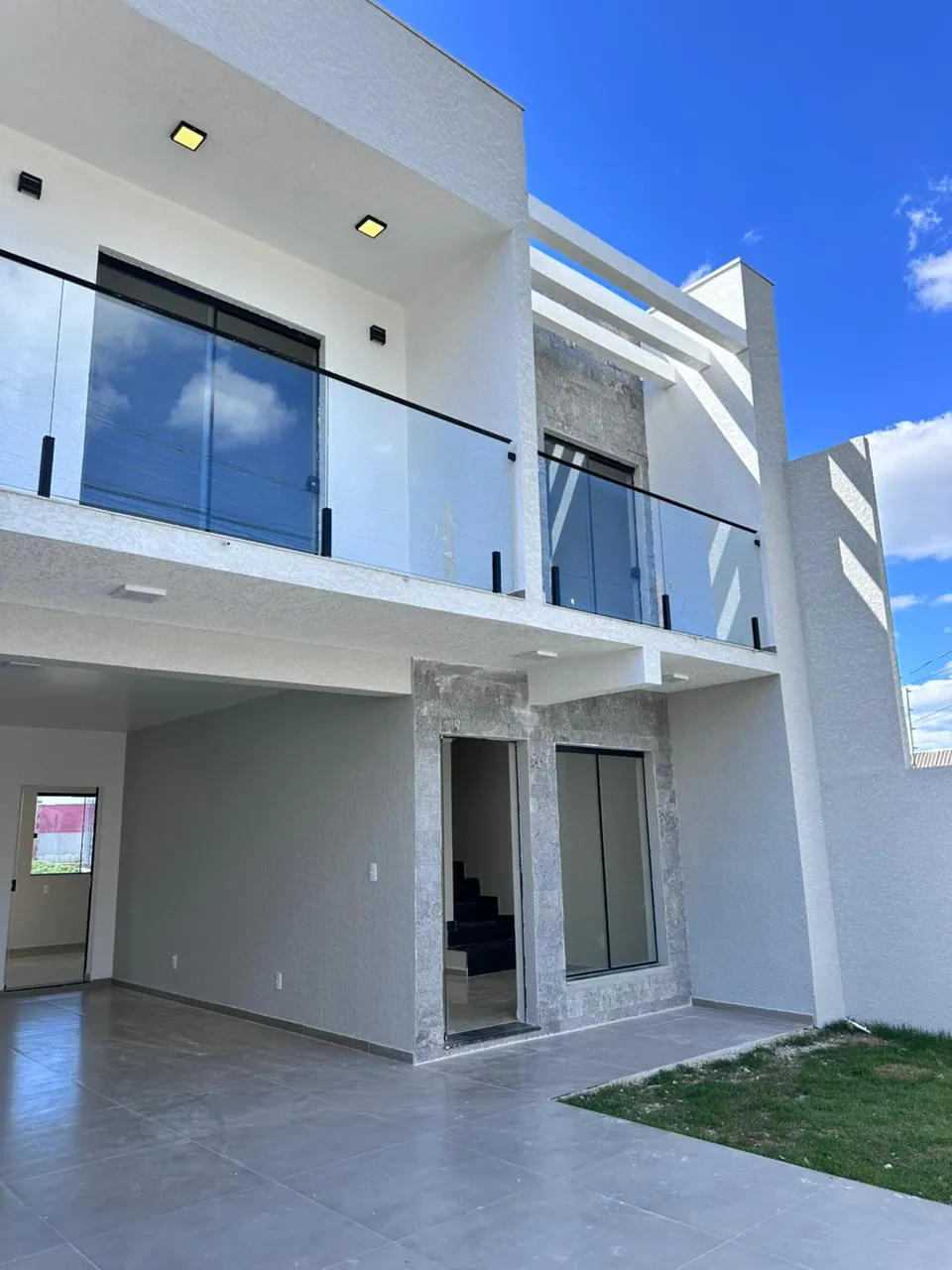 Sobrado à venda no bairro Padre Chagas